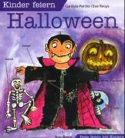 Kinder feiern Halloween