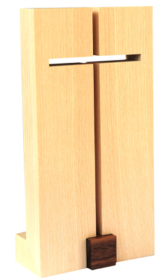 Stelenkreuz Esche/Nussbaum